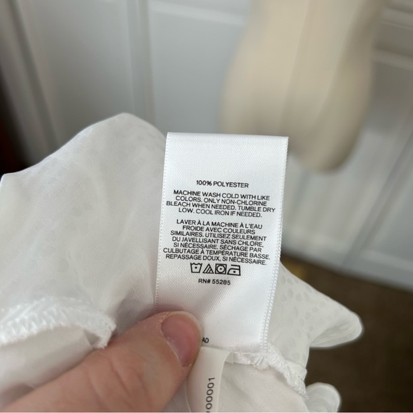 SOLD💗 Express White Satin Long Sleeve Faux Wrap Top Deep V-neck Ruffle Blouse - Picture 10 of 12